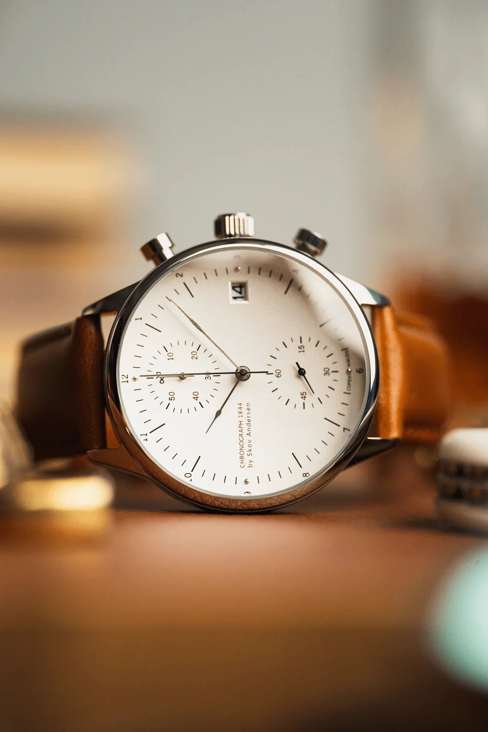 AV86 1844 Chronograph – Steel / White