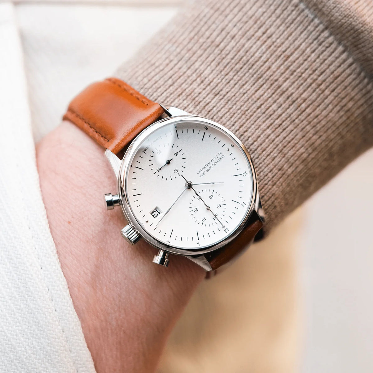 AV86 1844 Chronograph – Steel / White
