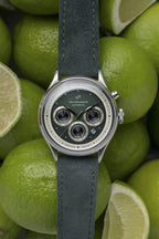 AV86 1564 Chronodate Automatic – Steel / Garnish Green Limited Edition