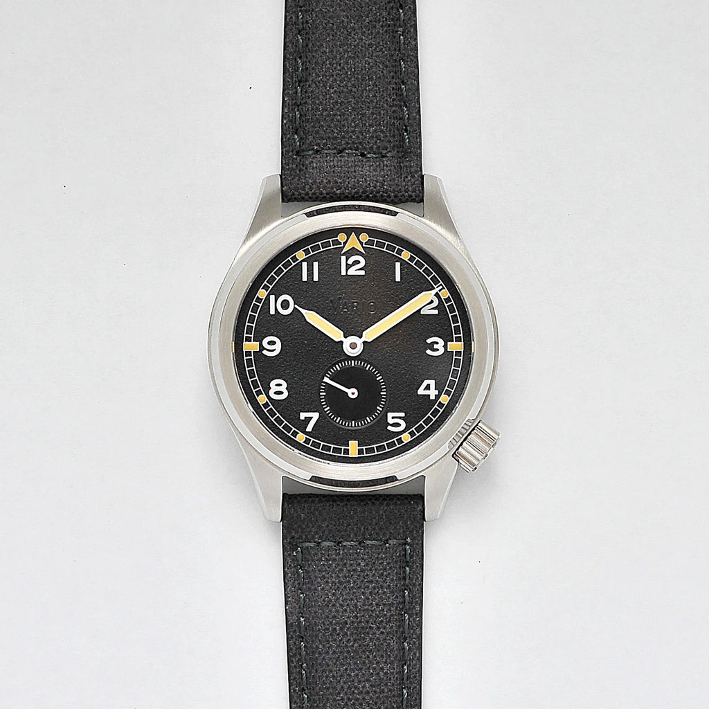 1945 D12 Field Watch – Raven Black