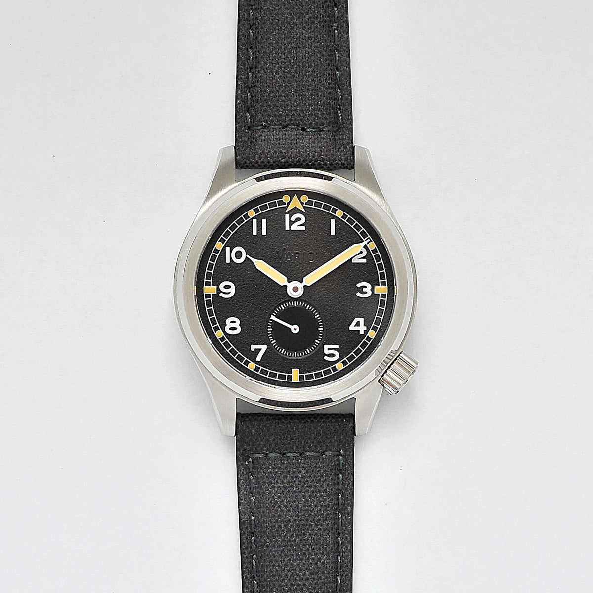 1945 D12 Field Watch – Raven Black