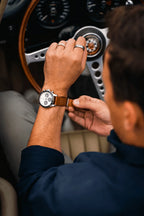 AV86 1960 Racing Chronograph – Steel / Off White & Black