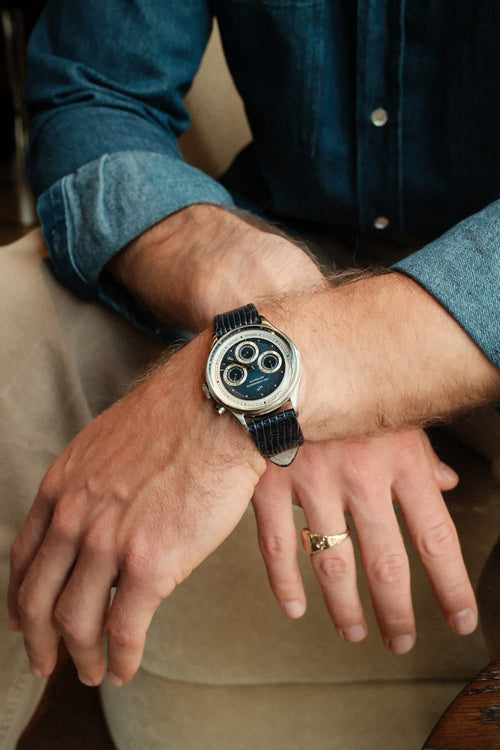 AV86 1564 Chronodate Automatic – Steel / Blue