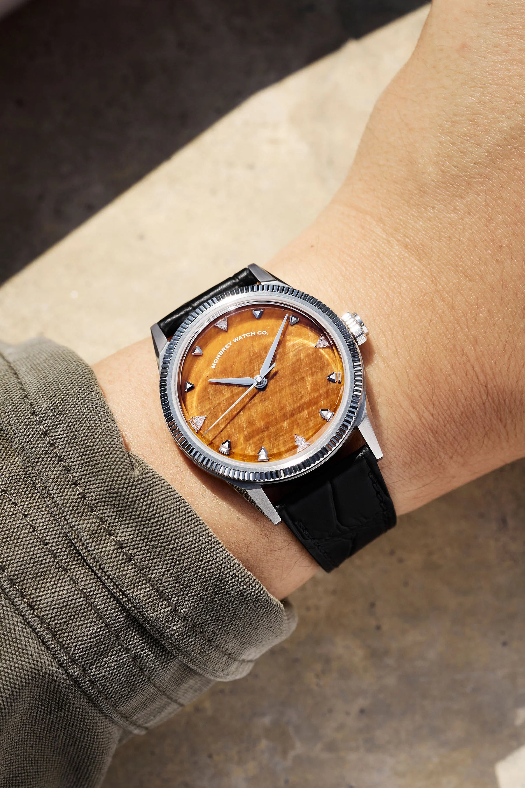 [Pre-Order] Monbrey MB3 Trinova P2 - Natural Tiger Eye Stone with Lab-grown Diamonds