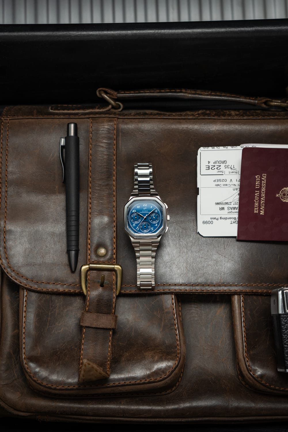 AV86 1904 Chronograph - Steel / Blue