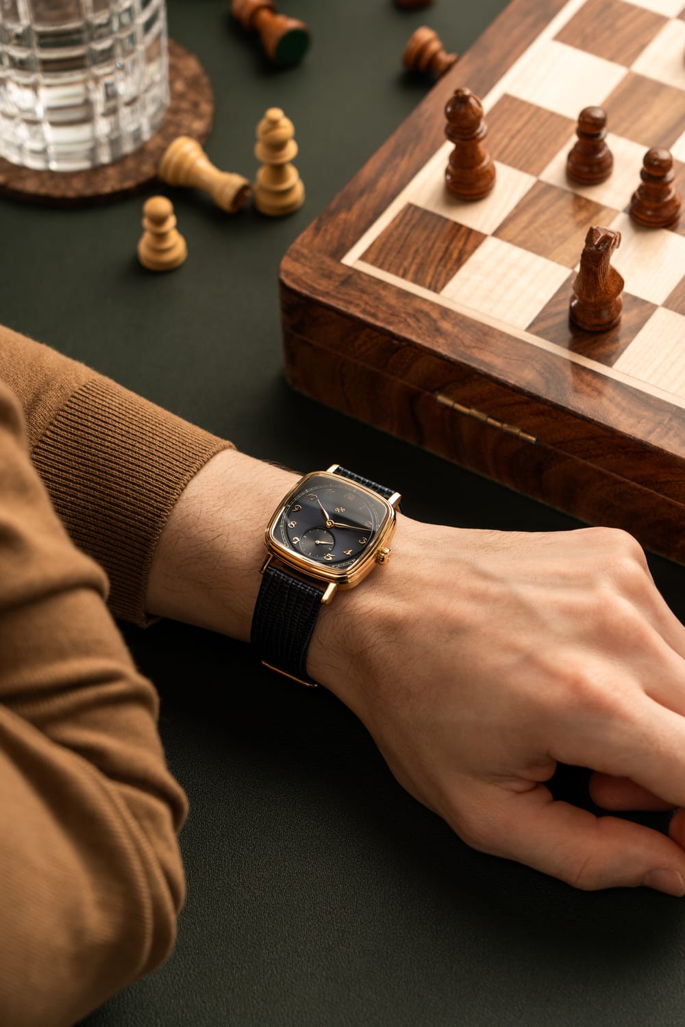 AV86 1954 Amalfi Mechanical - Gold / Midnight Blue