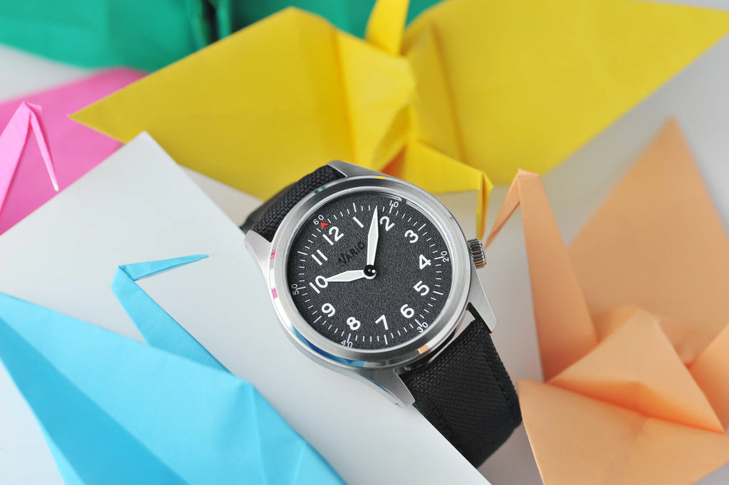 VARIO 1945 A-11S Solar Quartz Field Watch – Raven Black